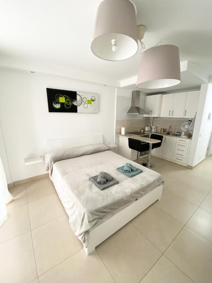 Aloha Summerland Vip Studio Sea & Pool View Los Cristianos  Eksteriør bilde